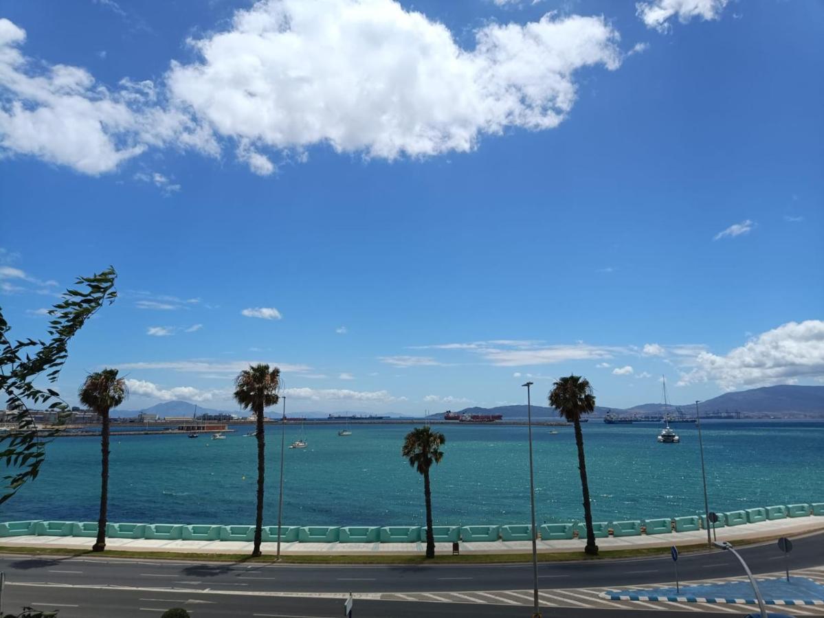 شقة Vistas A 3 Paises Y 2 Continentes 1º Linea De Playa A 5 Minutos De Gibraltar La Línea de la Concepción المظهر الخارجي الصورة