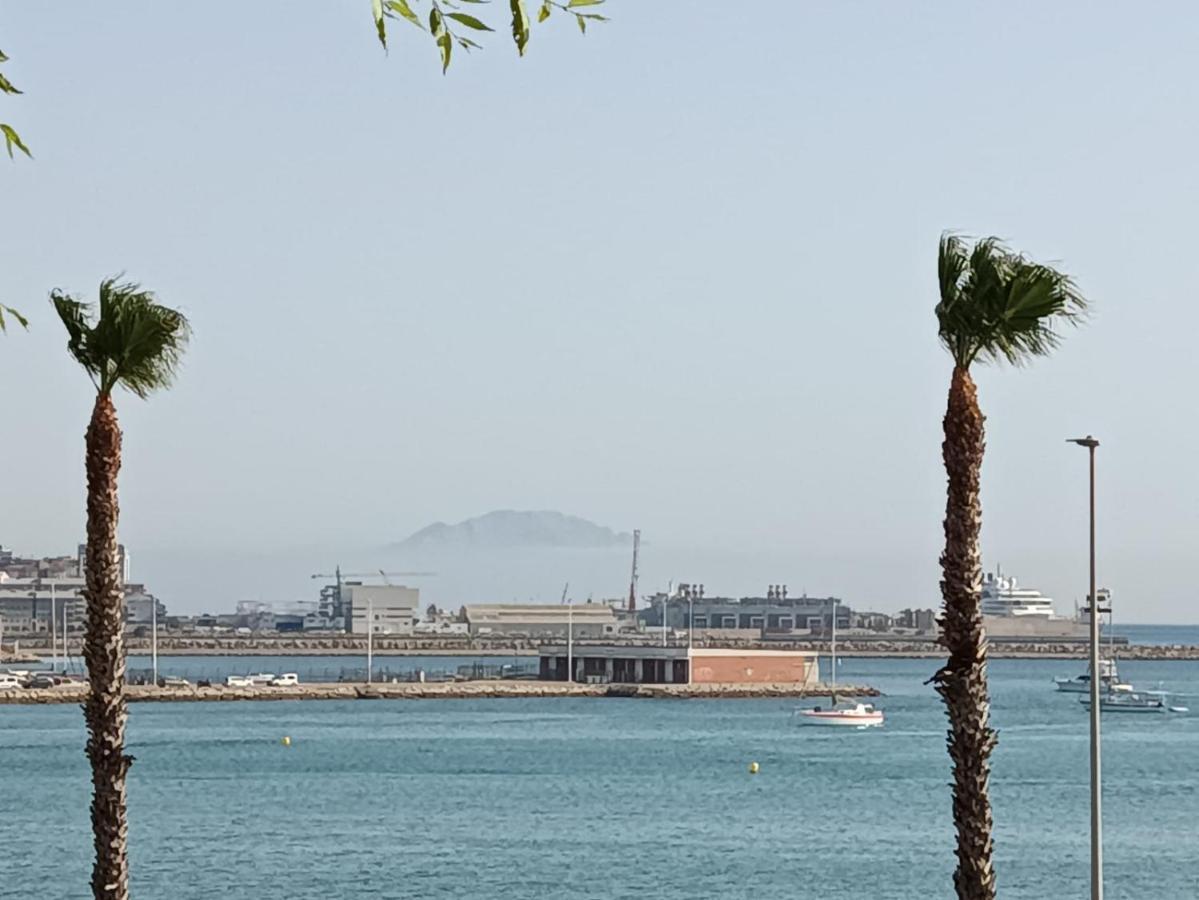 شقة Vistas A 3 Paises Y 2 Continentes 1º Linea De Playa A 5 Minutos De Gibraltar La Línea de la Concepción المظهر الخارجي الصورة